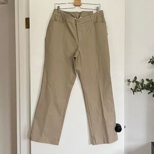 St. John's Bay Khaki Straight-Leg Pants‎ – Women's 16W / Mid-Rise / Easy Fit